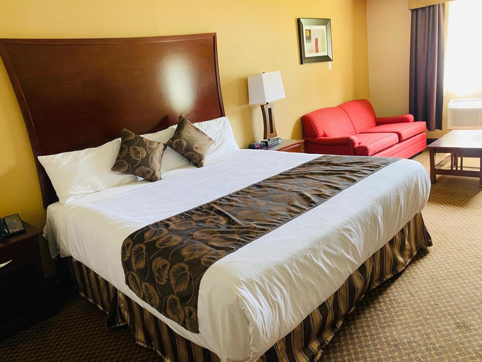 Luxury Hotel 2*